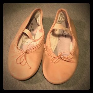 Ballet slippers